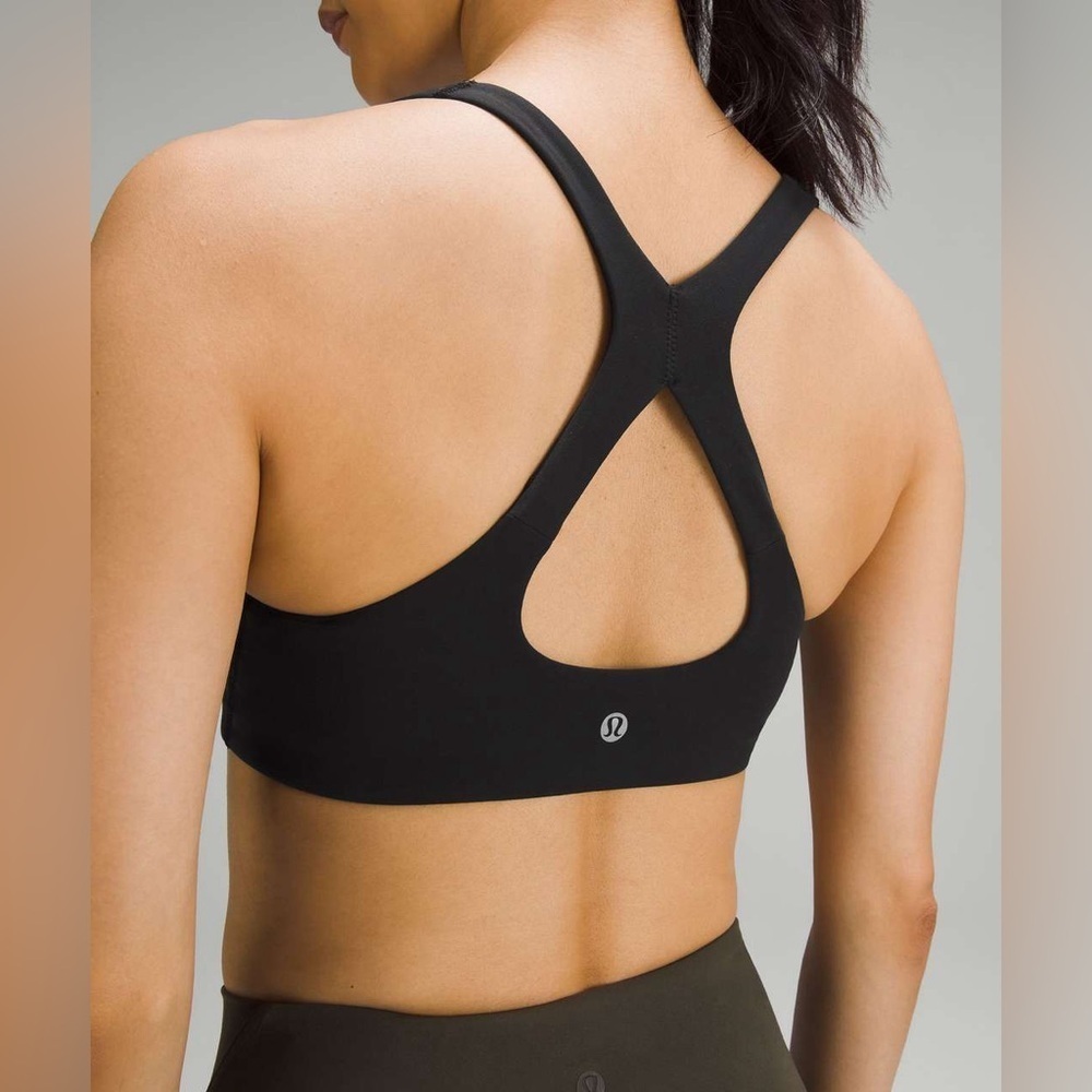 Lululemon SmoothCover Yoga Bra